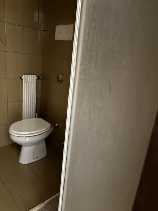 SPAZIOSO APPARTAMENTO NON ARREDATO IN LOCAZIONE SU TRE LIVELLI A MONSELICE IN ZONA DI QUARTIERE.....