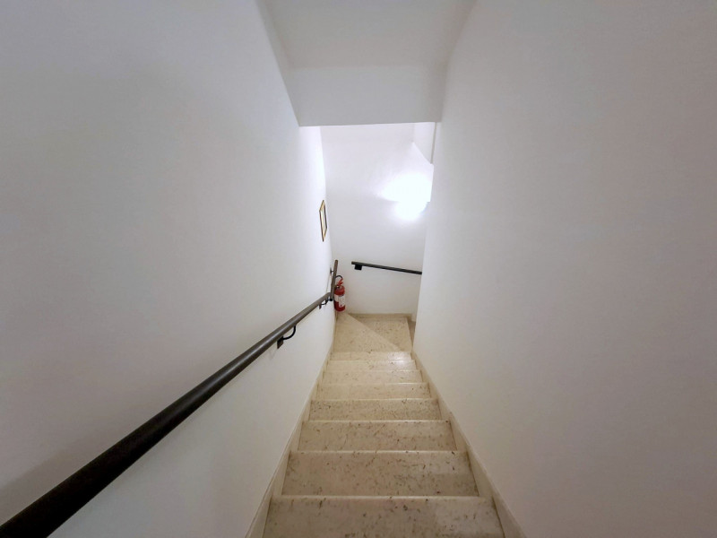 ELEGANTE MINI ARREDATO CON POSTO AUTO VIC.ZE PRATO DELLA VALLE

Nel cuore del centro storico di P...