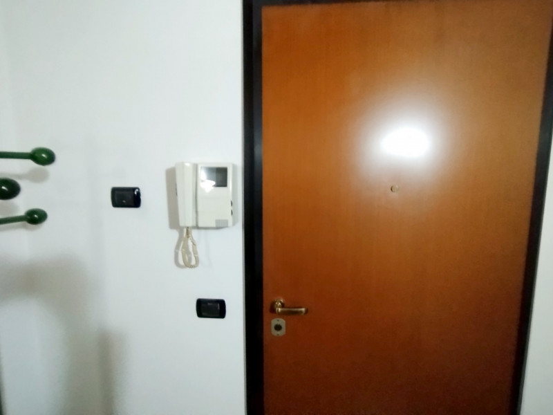 ELEGANTE MINI ARREDATO CON POSTO AUTO VIC.ZE PRATO DELLA VALLE

Nel cuore del centro storico di P...