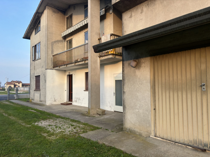 Nel cuore di Arlesega di Mestrino, in una posizione riservata immersa nel verde ma al tempo stess...