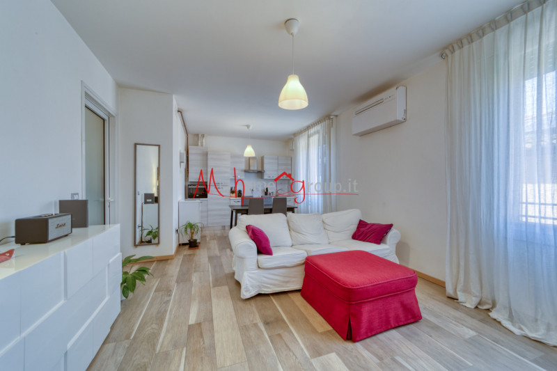 PADOVA ZONA SACRA FAMIGLIA (Rif. A145P) - In una delle zone residenziali piu' apprezzate di Padov...