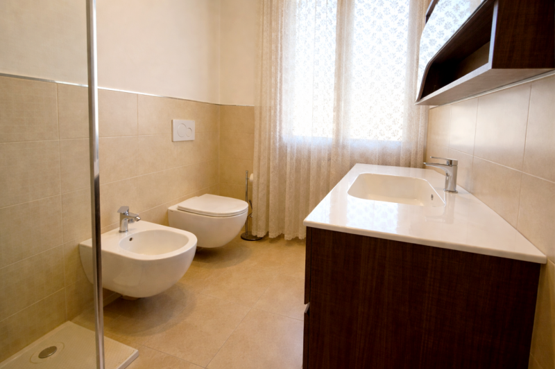 Proponiamo in vendita un ampio appartamento quadrilocale situato nel cuore di Montecchio Maggiore...