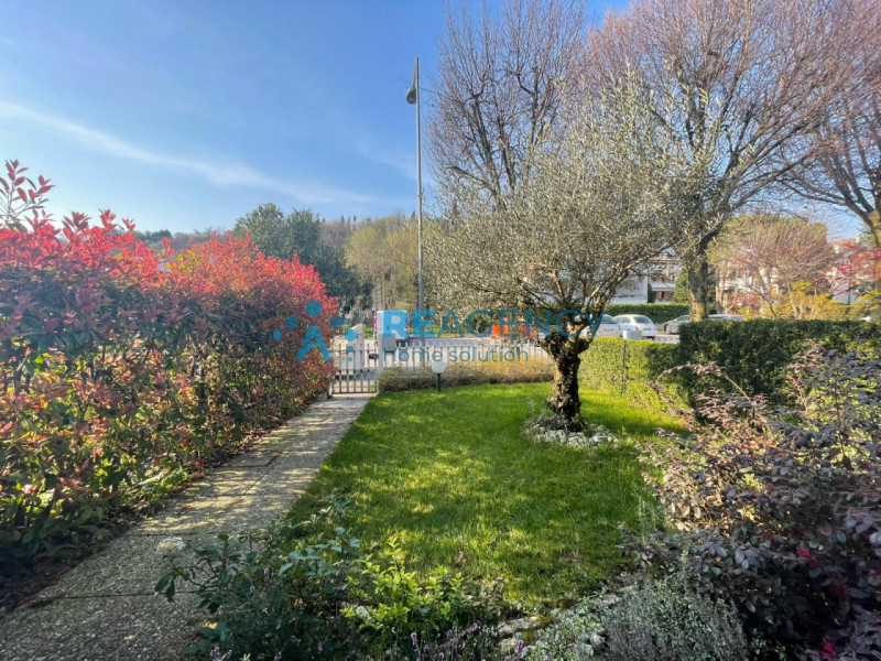 Se stai valutando un appartamento di nuova costruzione, fermati un attimo.

Ad Altavilla Vicentin...