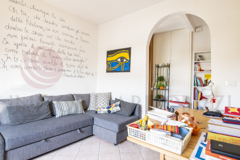 Albignasego zona Ferri in vendita casa singola, con giardino privato, comoda al centro e vicino a...