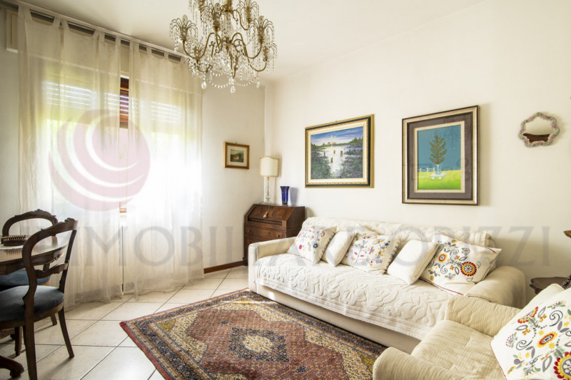 Albignasego zona Ferri in vendita casa singola, con giardino privato, comoda al centro e vicino a...