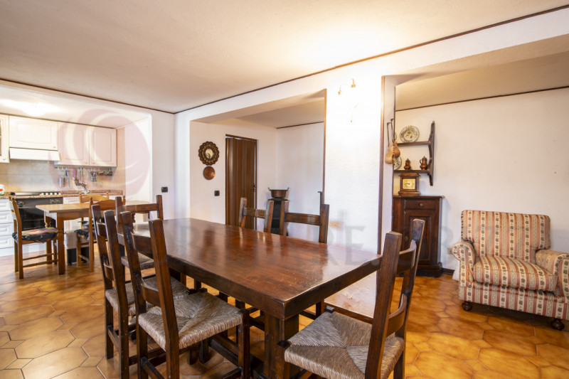 Albignasego zona Ferri in vendita casa singola, con giardino privato, comoda al centro e vicino a...