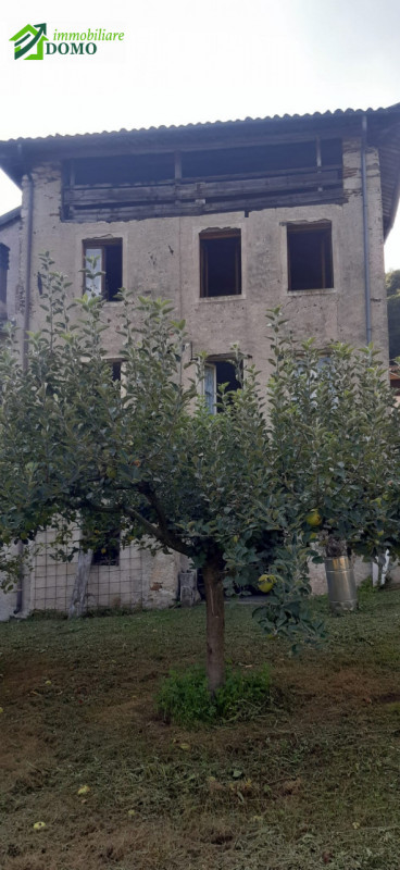 Valli del Pasubio, nella tranquilla e verdeggiante località di Brandelleri, per info 0445.527455
...