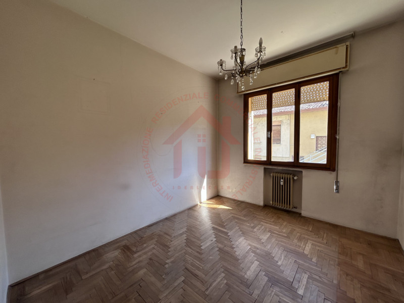 RIF: FR025 PADOVA - MADONNA PELLEGRINA Proponiamo in vendita appartamento al primo piano in palaz...