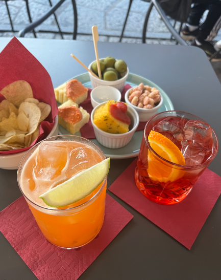 Nel cuore di Treviso, in una zona di forte passaggio e grande visibilità, proponiamo in vendita a...