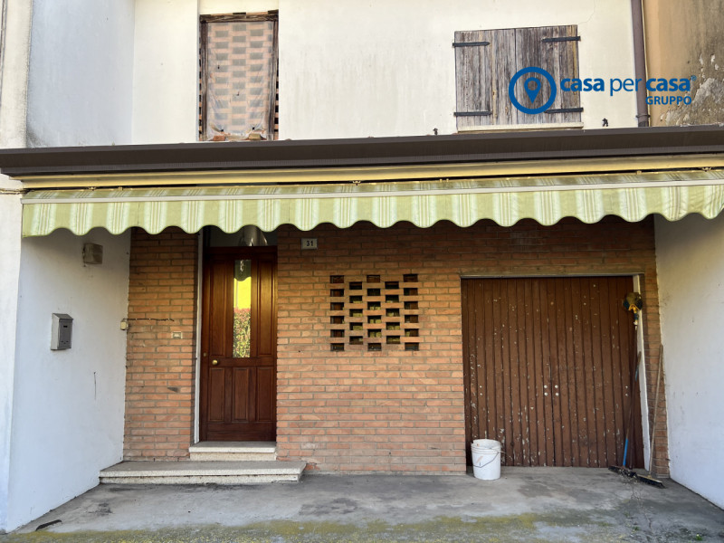 APPROVATO GRUPPO CASA PER CASA: VALUTATO, CONTROLLATO, GESTITO IN ESCLUSIVA!

ZONA:
L’immobile è ...