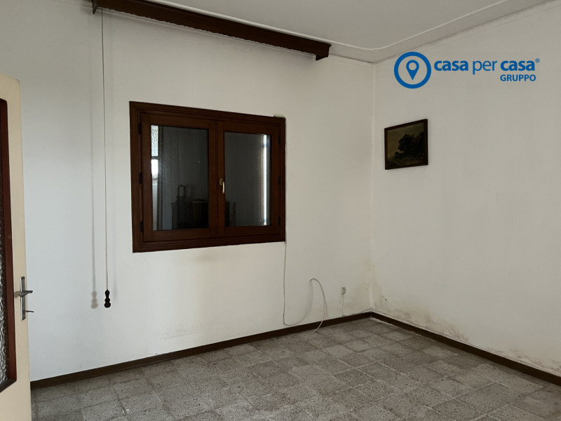 APPROVATO GRUPPO CASA PER CASA: VALUTATO, CONTROLLATO, GESTITO IN ESCLUSIVA!

ZONA:
L’immobile è ...