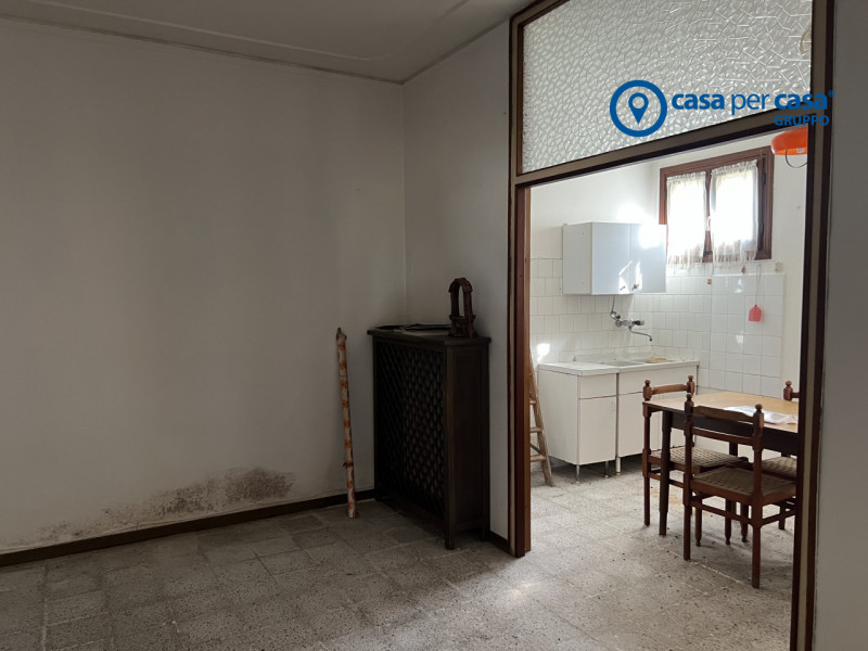 APPROVATO GRUPPO CASA PER CASA: VALUTATO, CONTROLLATO, GESTITO IN ESCLUSIVA!

ZONA:
L’immobile è ...