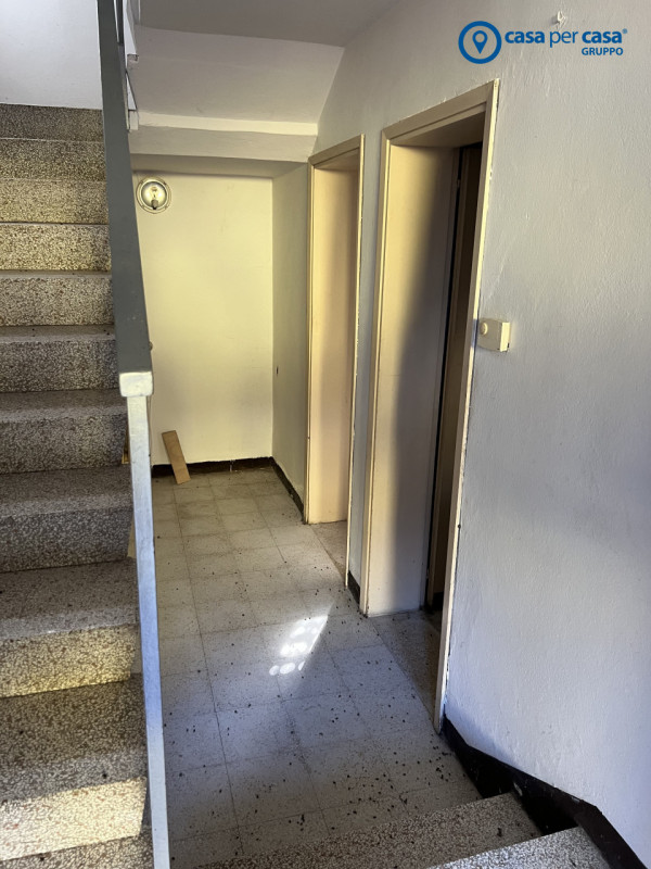 APPROVATO GRUPPO CASA PER CASA: VALUTATO, CONTROLLATO, GESTITO IN ESCLUSIVA!

ZONA:
L’immobile è ...