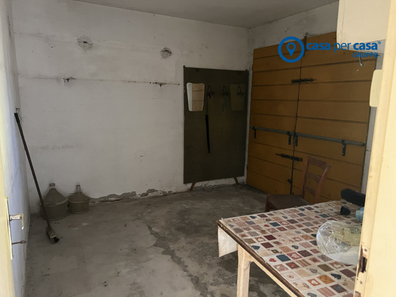 APPROVATO GRUPPO CASA PER CASA: VALUTATO, CONTROLLATO, GESTITO IN ESCLUSIVA!

ZONA:
L’immobile è ...