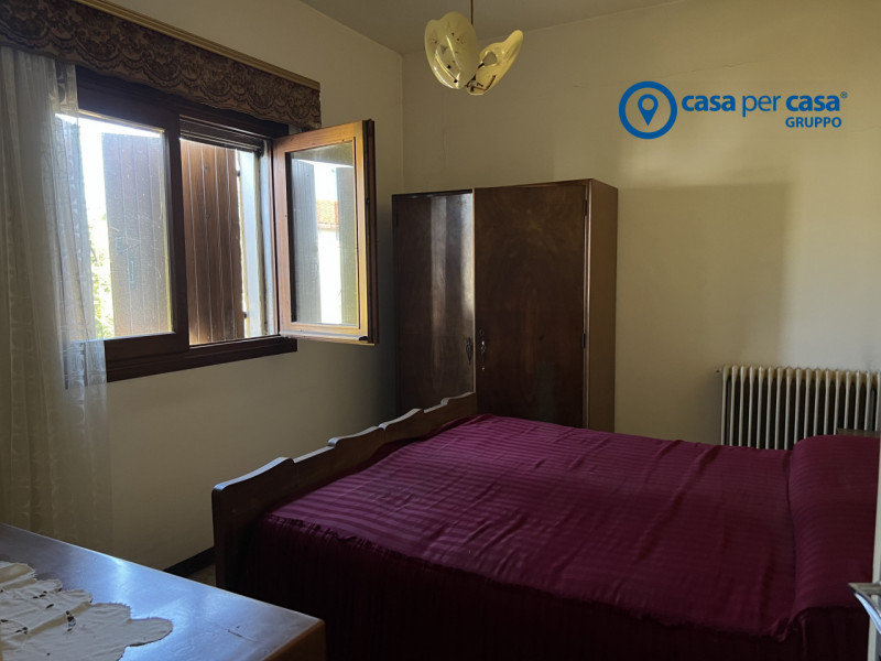 APPROVATO GRUPPO CASA PER CASA: VALUTATO, CONTROLLATO, GESTITO IN ESCLUSIVA!

ZONA:
L’immobile è ...