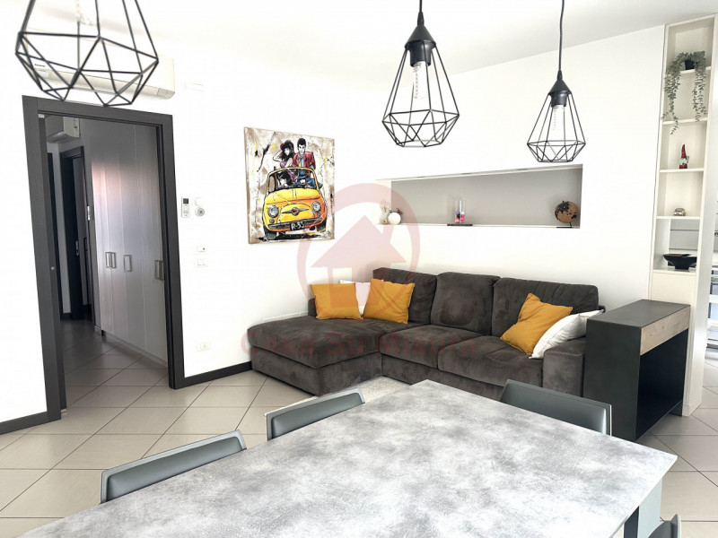 CADONEGHE, CENTRO, RIF. EA260: Casa Su Misura ha il piacere di proporvi recentissimo appartamento...