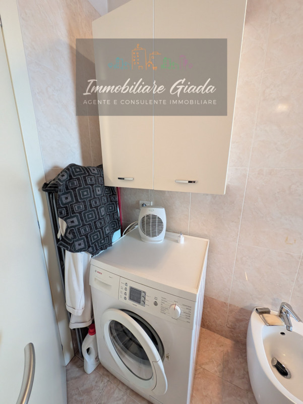 ✨ Mini appartamento all’ultimo piano – pronto da vivere! ✨
Proponiamo in vendita grazioso mini ap...