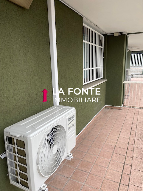 Vigonza Centro, Ufficio Mq 90, Ingresso indipendente al piano terra suddiviso in Reception, 3 Uff...