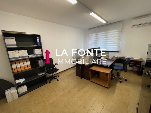 Vigonza Centro, Ufficio Mq 90, Ingresso indipendente al piano terra suddiviso in Reception, 3 Uff...