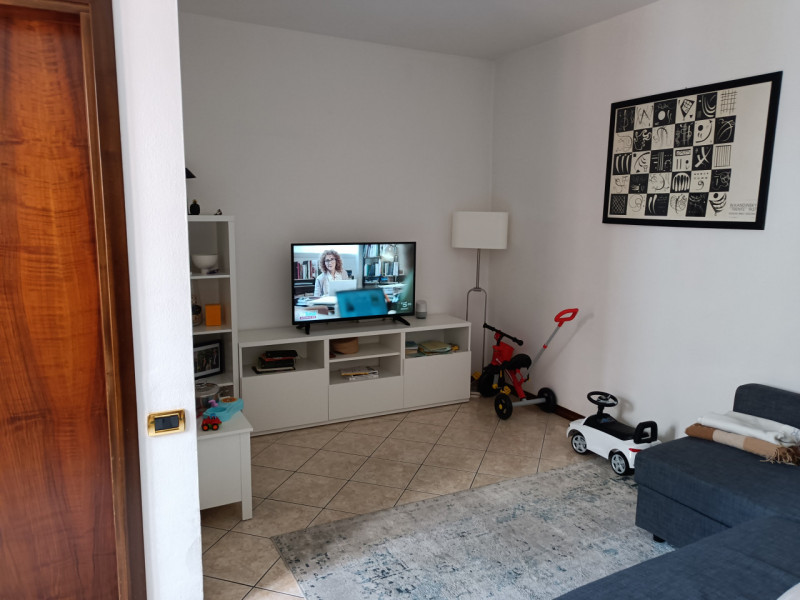 Nel cuore di Madonna Pellegrina, un quartiere tranquillo e ben servito di Padova, vi presentiamo ...