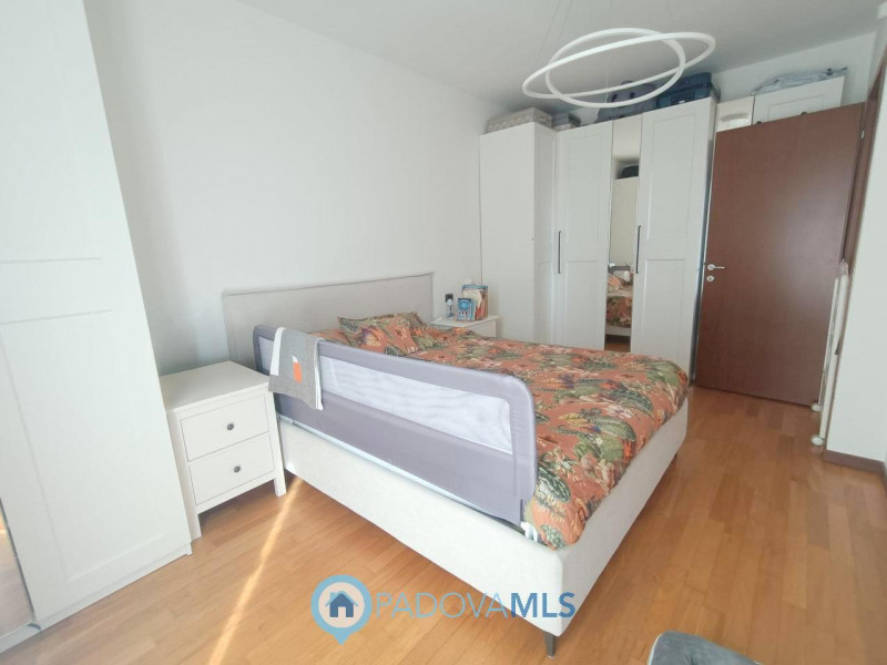 Immobile in esclusiva al Gruppo Padova MLS

Albignasego quartiere Lion: Proponiamo un interessant...