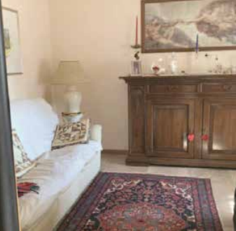 RIF. A.A.0-25

Vendesi all'asta - abitazione unifamiliare su 2 livelli in data 06 maggio 2026

De...