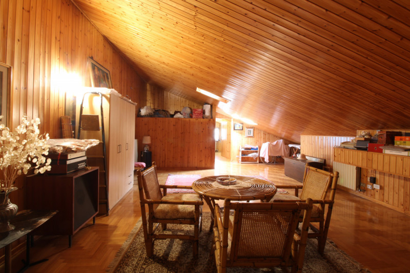 SANT'AGOSTINO: situata nel cuore del quartiere a pochi passi da tutte le principali vie di comuni...