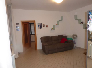 RIF. A.A.339-24

Vendesi all'asta - appartamento al piano terra in data 12 maggio 2026

Descrizio...