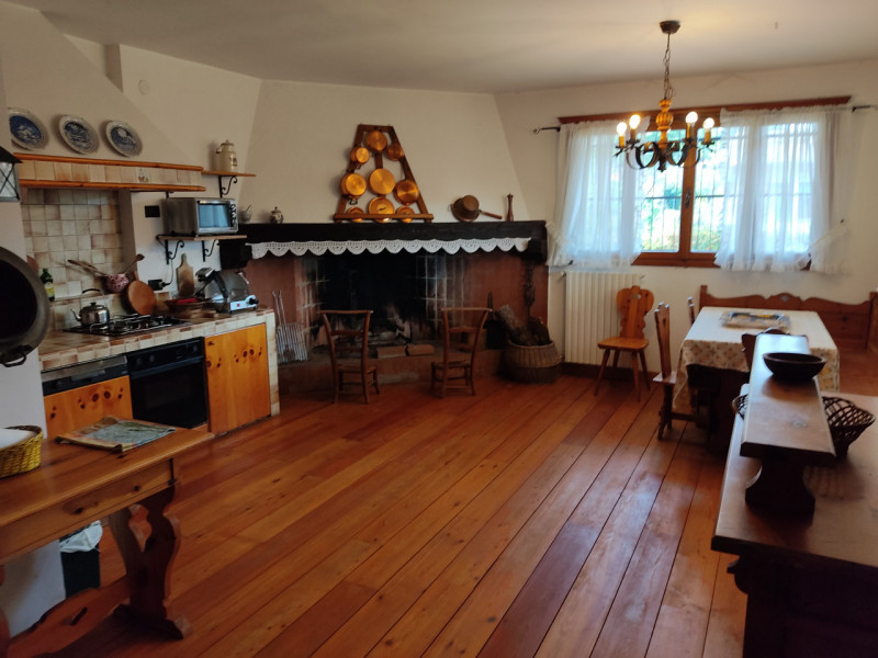 TEOLO - Scopri questa splendida villa veneta situata sulla sommità di una dolce collinetta, che o...