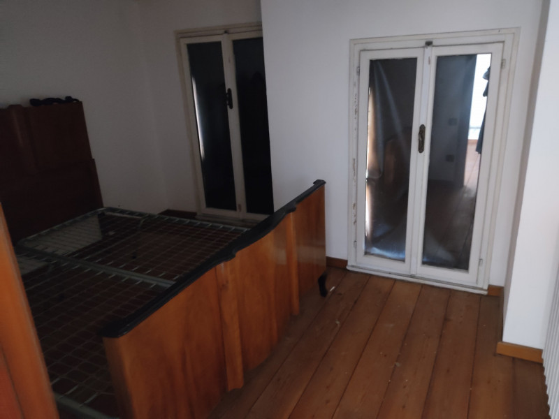 TEOLO - Scopri questa splendida villa veneta situata sulla sommità di una dolce collinetta, che o...