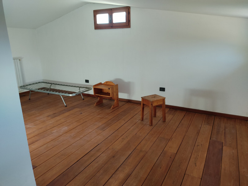 TEOLO - Scopri questa splendida villa veneta situata sulla sommità di una dolce collinetta, che o...