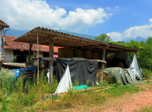 RIF. A.A.0-25

Vendesi all'asta - abitazione rurale su 3 livelli in data 12 maggio 2026

Descrizi...