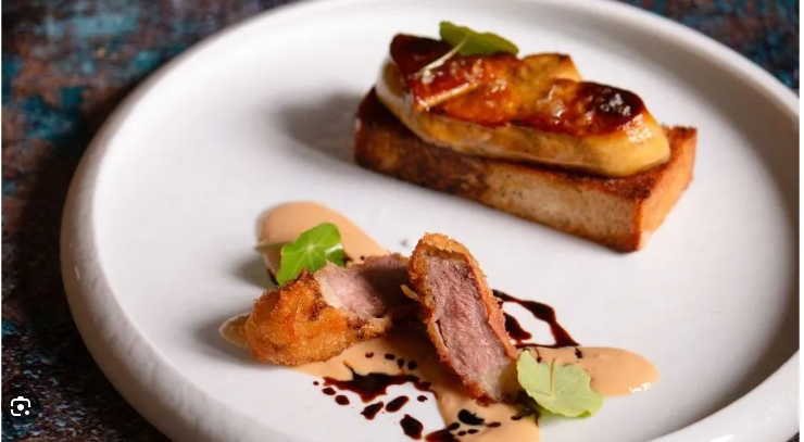 Proponiamo un elegante bistrot situato in posizione strategica in provincia di Padova, nelle imme...