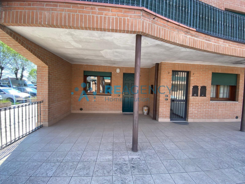 CALDOGNO - RETTORGOLE

Stai cercando un mini appartamento al piano terra ideale anche per investi...