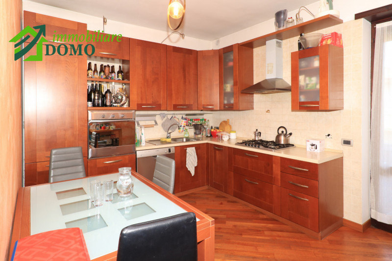 Marano Vicentino: appartamento bicamere posto al secondo e ultimo piano €139.000 info 0445824740
...