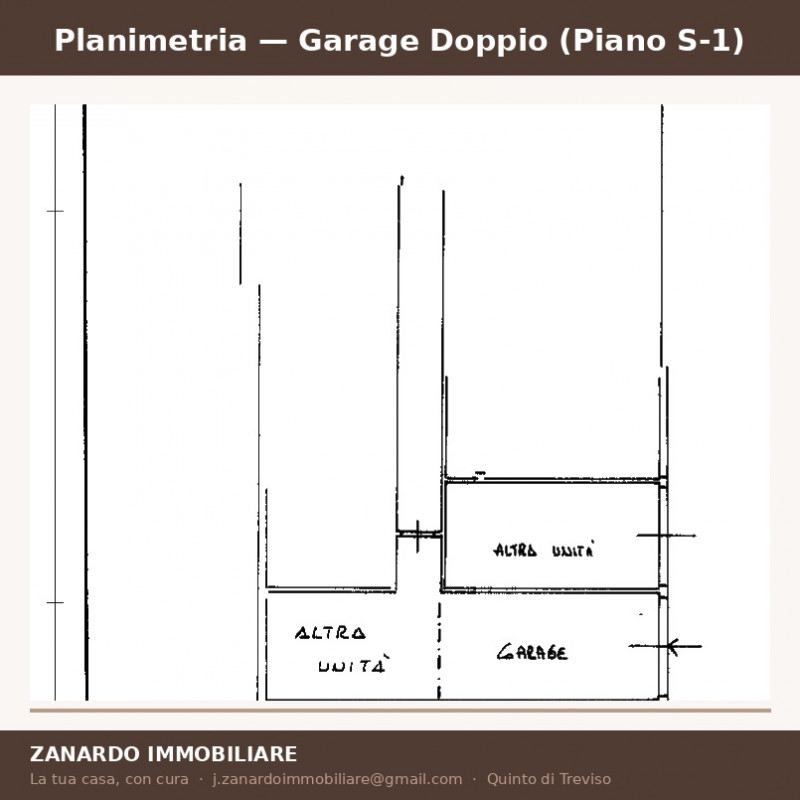 Ci sono case che si capiscono subito, appena si entra. Questo trilocale a Paese è una di quelle: ...