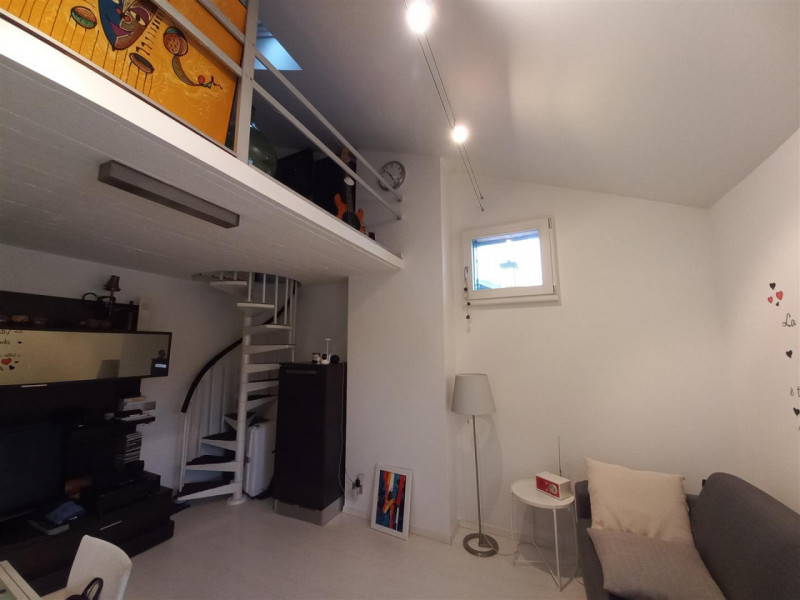 VICENZA, CENTRO STORICO (NO ZTL): MINI ULTIMO PIANO SU DUE LIVELLI ARREDATO, LIBERO 01/05/2026. C...