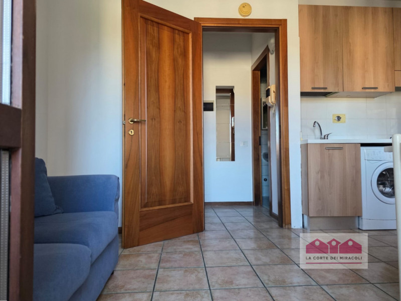 SAN BORTOLO: MINI SILENZIOSO ARREDATO, COMPOSTO DA SOGGIORNO CON ANGOLO COTTURA, BAGNO CON DOCCIA...
