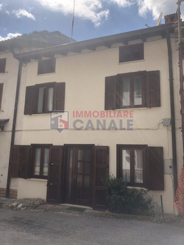 Casa di montagna arredata con soffitta e giardino – Laghi (VI)

Nel suggestivo contesto naturale ...