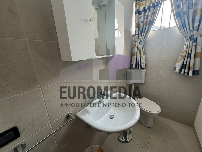 Rif. 1585 – ANTONIO – Per informazioni: 338.4892021
EUROMEDIA propone in locazione un interessant...