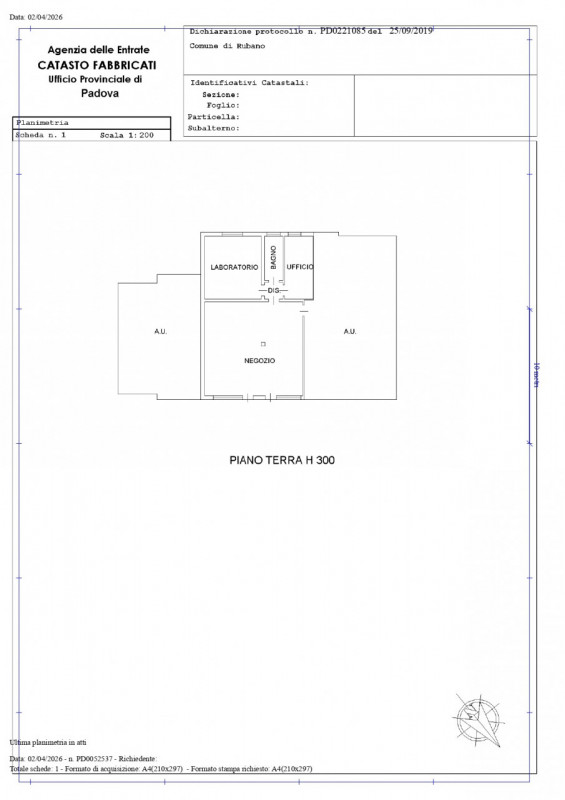 In posizione strategica lungo la Strada Statale 11, direttrice di forte passaggio che collega Pad...