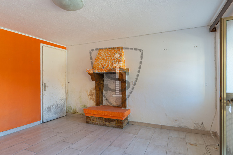 A Lusiana Conco proponiamo in vendita una casa indipendente, ideale per chi cerca indipendenza e ...