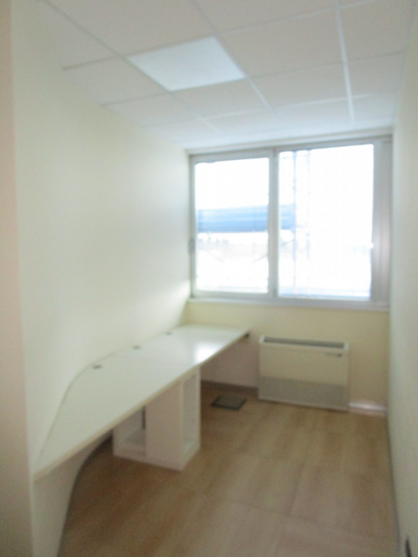 Se stai cercando un ufficio moderno e funzionale a Padova, questa è l'opportunità che fa per te! ...