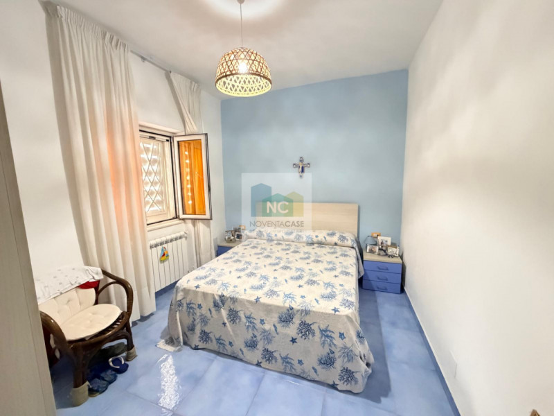 Nel cuore di Casamicciola Terme, proponiamo in vendita una bellissima casa indipendente su tre li...