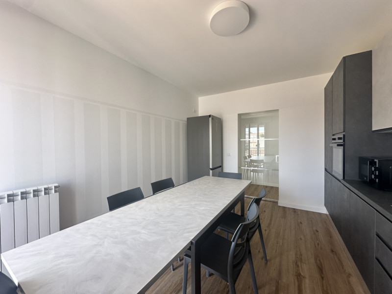 Camera con bagno, per una persona, per lavoratori / studenti. A 200 metri dagli ospedali, in via ...