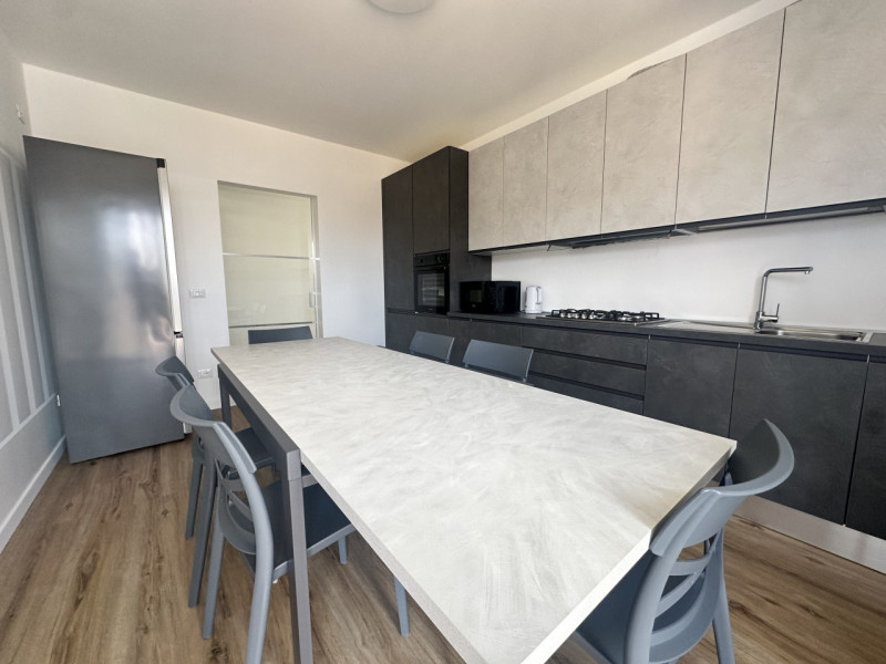 Camera con bagno, per una persona, per lavoratori / studenti. A 200 metri dagli ospedali, in via ...