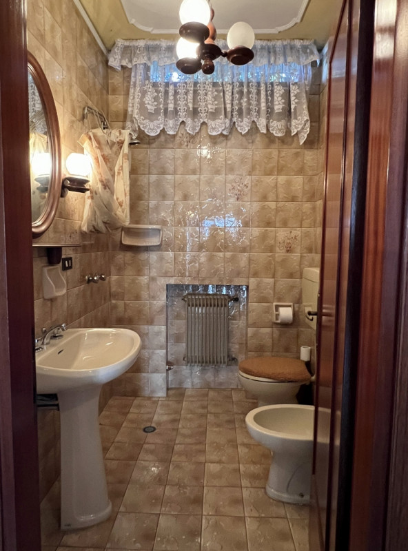 CASA SINGOLA IN VENDITA A GAZZO ZONA VILLALTA - Rif. 8374
Scoprite la vostra oasi di tranquillità...