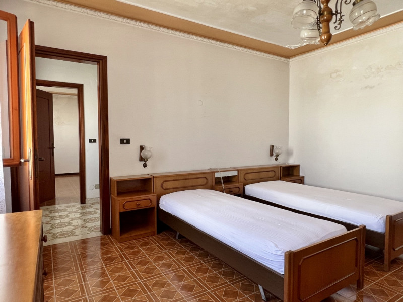 CASA SINGOLA IN VENDITA A GAZZO ZONA VILLALTA - Rif. 8374
Scoprite la vostra oasi di tranquillità...