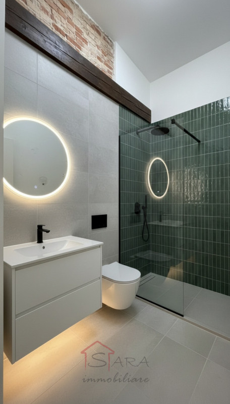 Proponiamo in vendita un appartamento trilocale di circa 80 mq situato nell’esclusivo e ricercato...