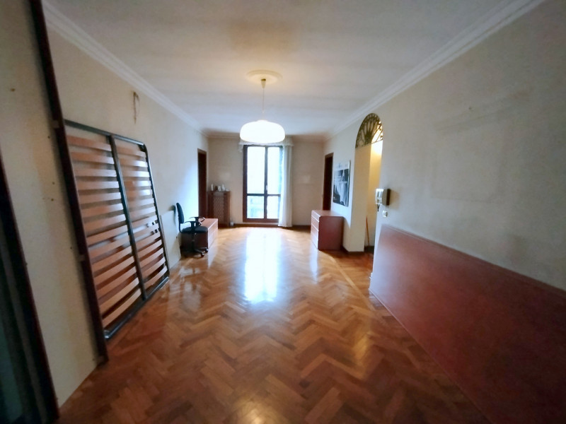 PRESTIGIOSA PORZIONE BIFAMILIARE IN CENTRO STORICO €.910.000 rif. CL532

Nel prestigioso e riserv...